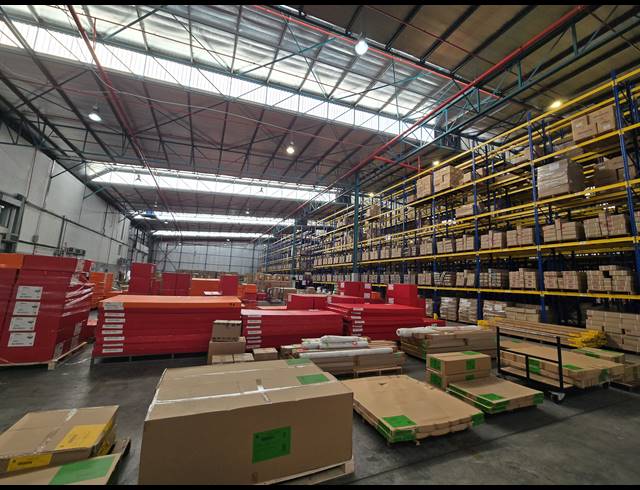 5,666M² WAREHOUSE TO LET IN EPPING INDUSTRIAL